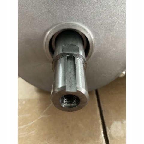 Silnik Belmash 2000 W 180-230V asynchroniczny jednofazowy 2820 ob/min prawy Silnik Belmash 2000 W 180-230V asynchroniczny jednofazowy 2820 ob/min prawy